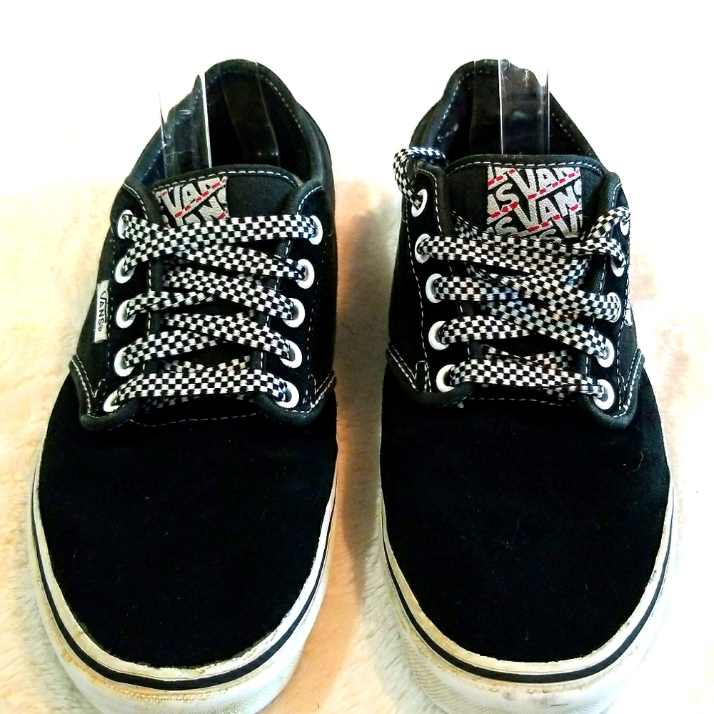 Van's Chukka Low Black & White Suede Sk8 Shoes - Picture 2 of 5